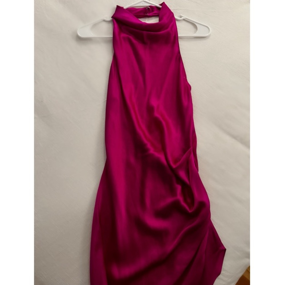 Amanda Uprichard Samba Dress in Dark Hot Pink
Size Small
NEW, NEVER WORN